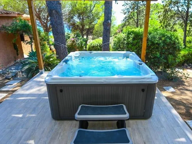 Federica: Natura E Mare 托雷德尔斯泰尔